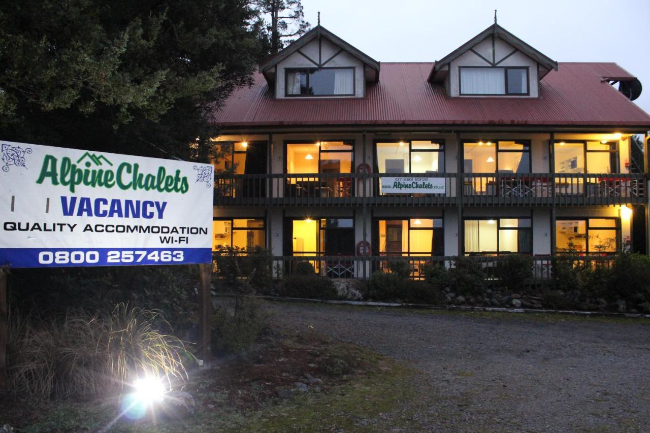 Alpine Chalets National Park Exterior photo